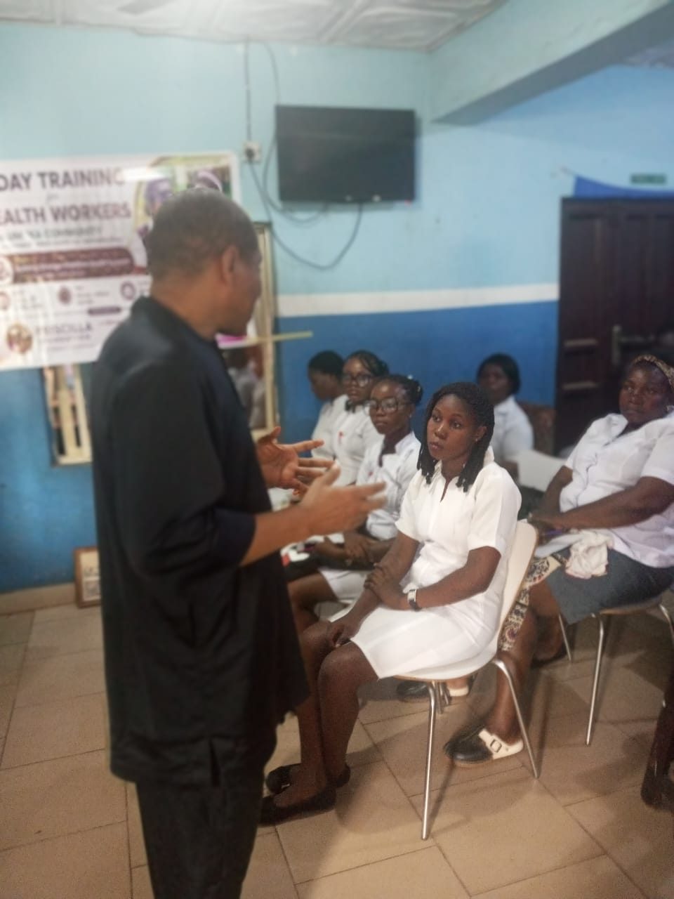 KeistraDev facilitator leading a session with nurses